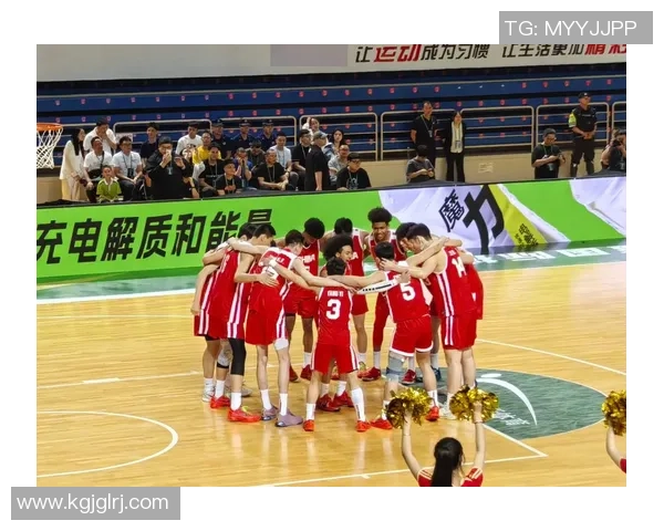 上海篮球队近期表现分析与未来发展展望探讨